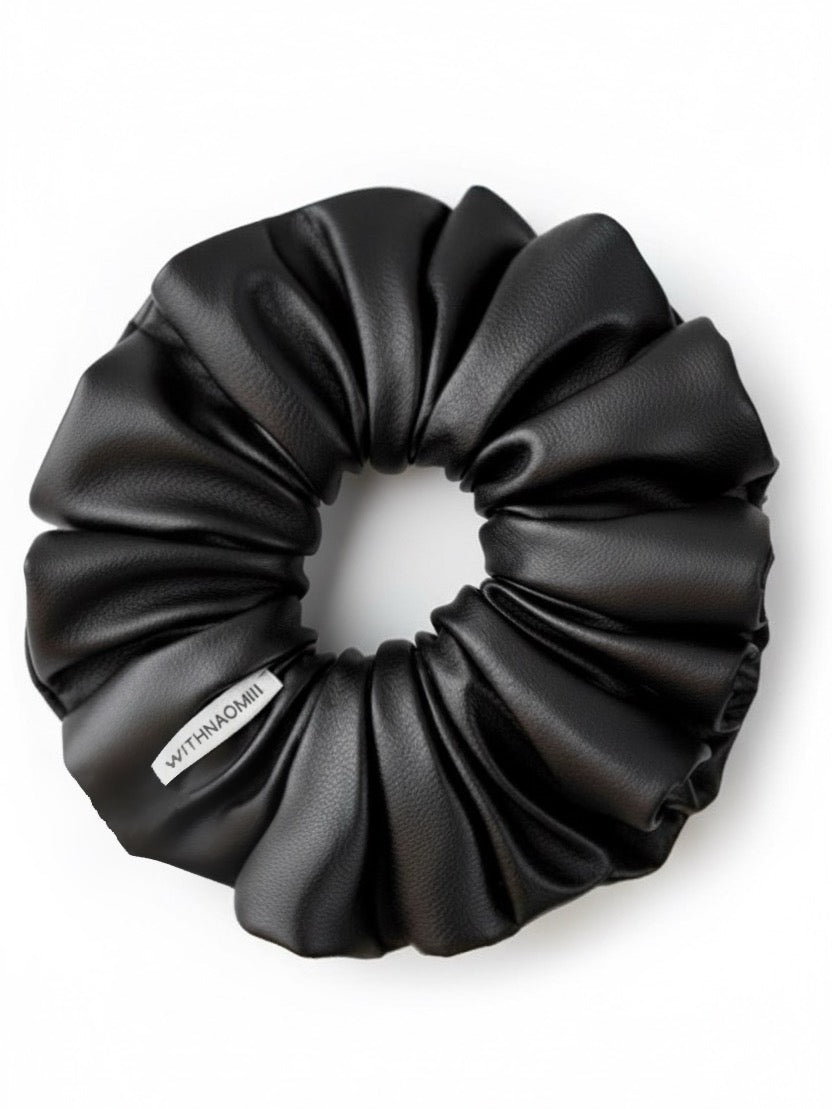 Jumbo Leather | XXL scrunchie