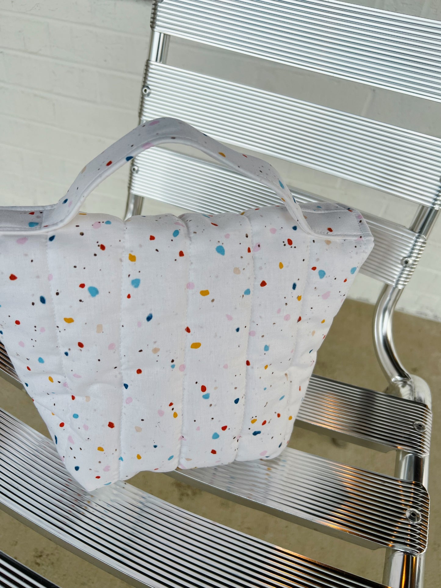 Confetti mini carrier