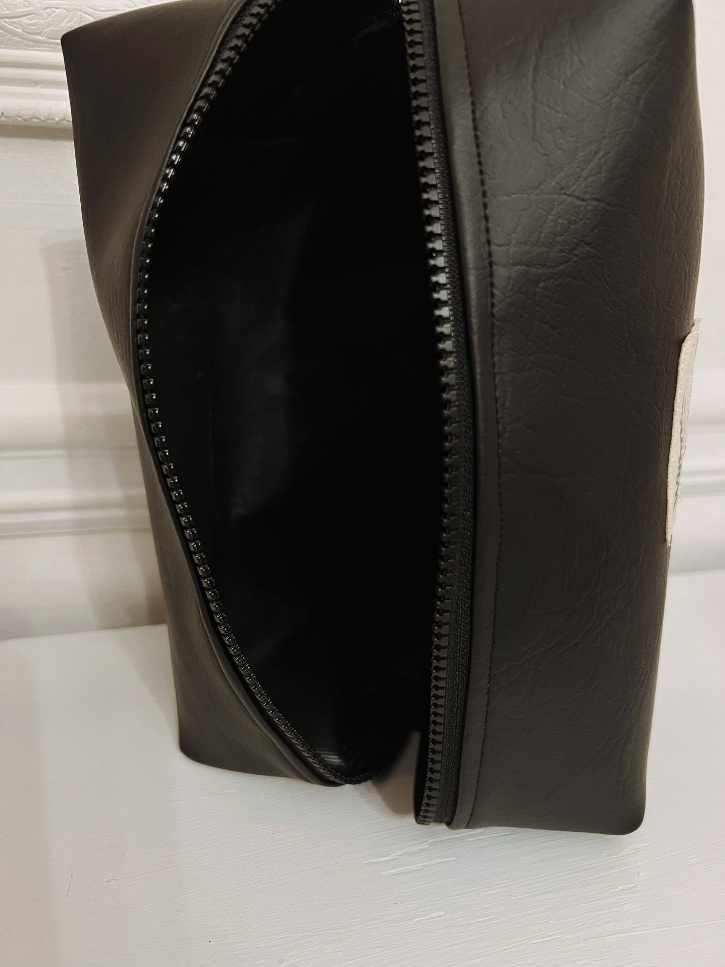 Leather money unisex pouch