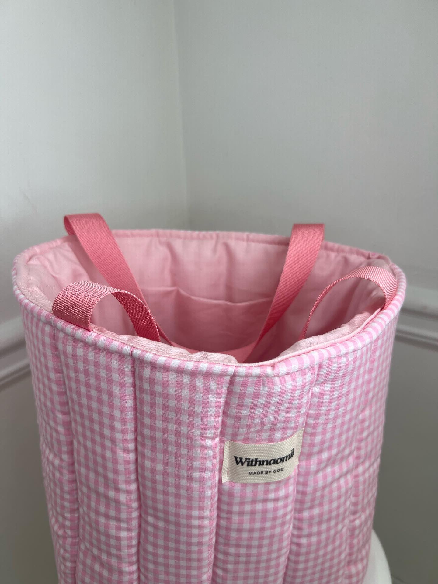 The wide gingham pink bag