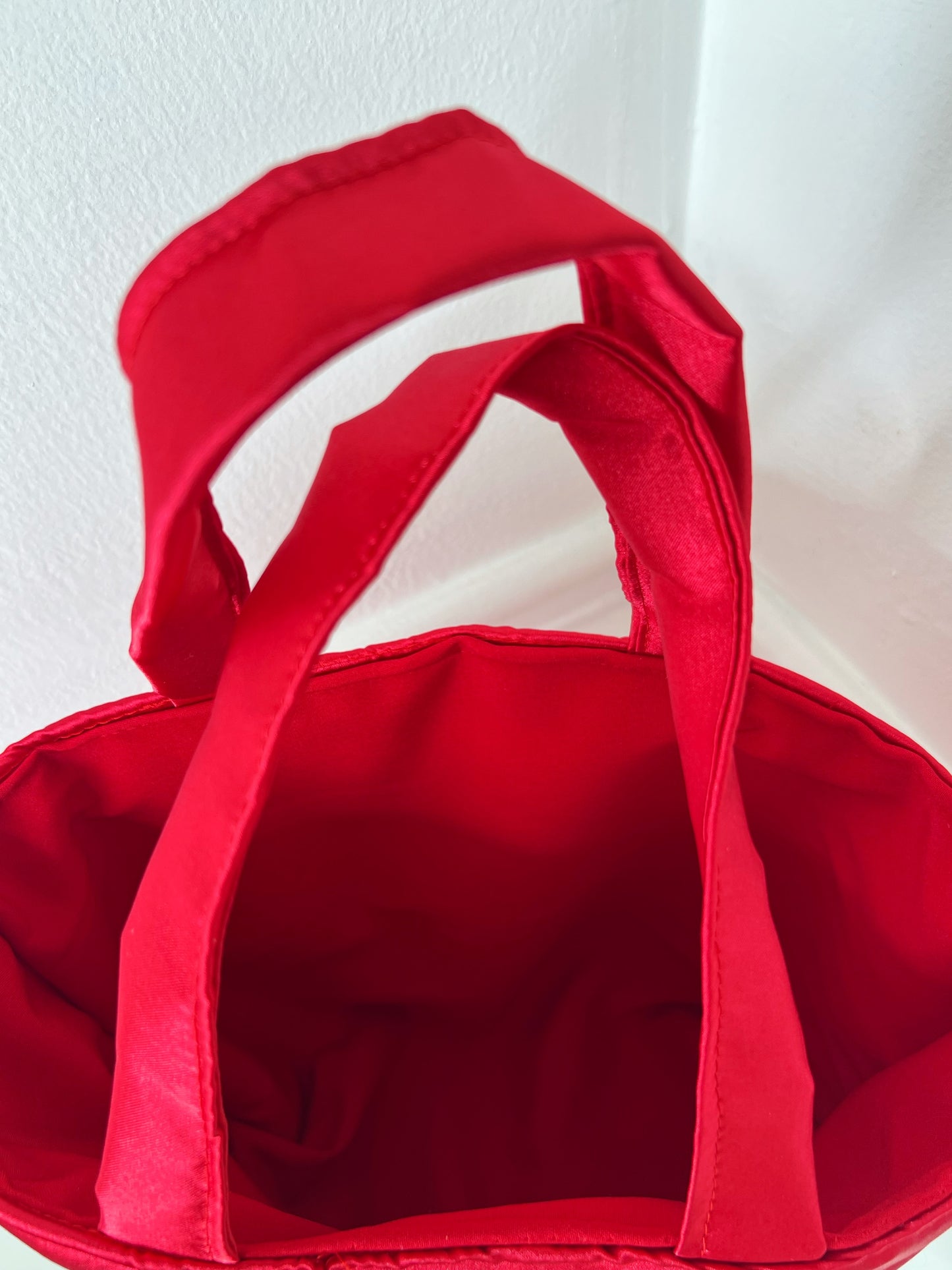 Something red small tote bag