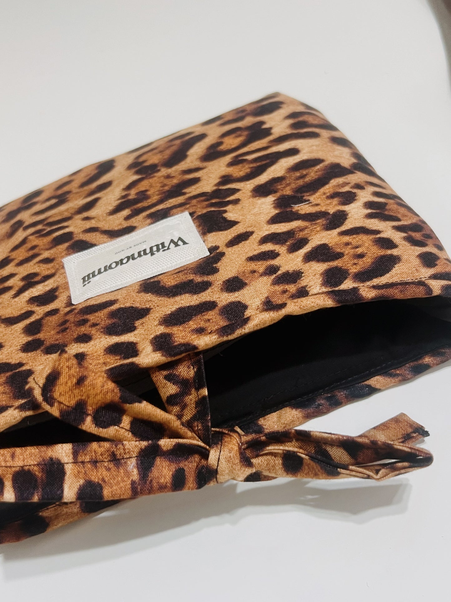 Her Bible | kindle carrier | leopard
