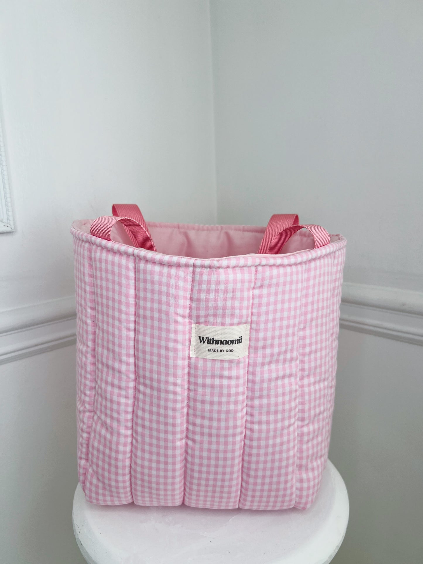 The wide gingham pink bag