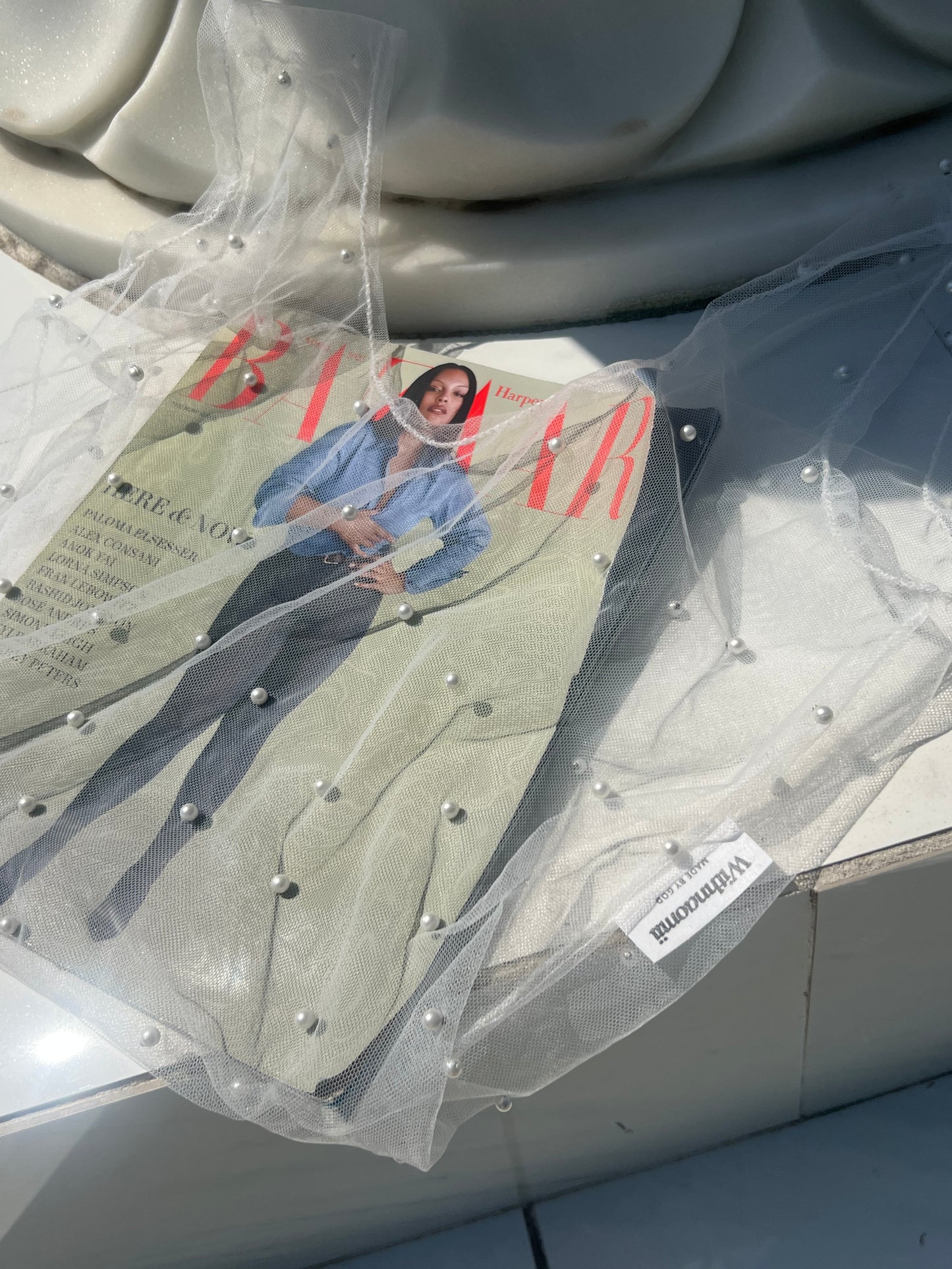 The T-shirt shopping Pearl bag