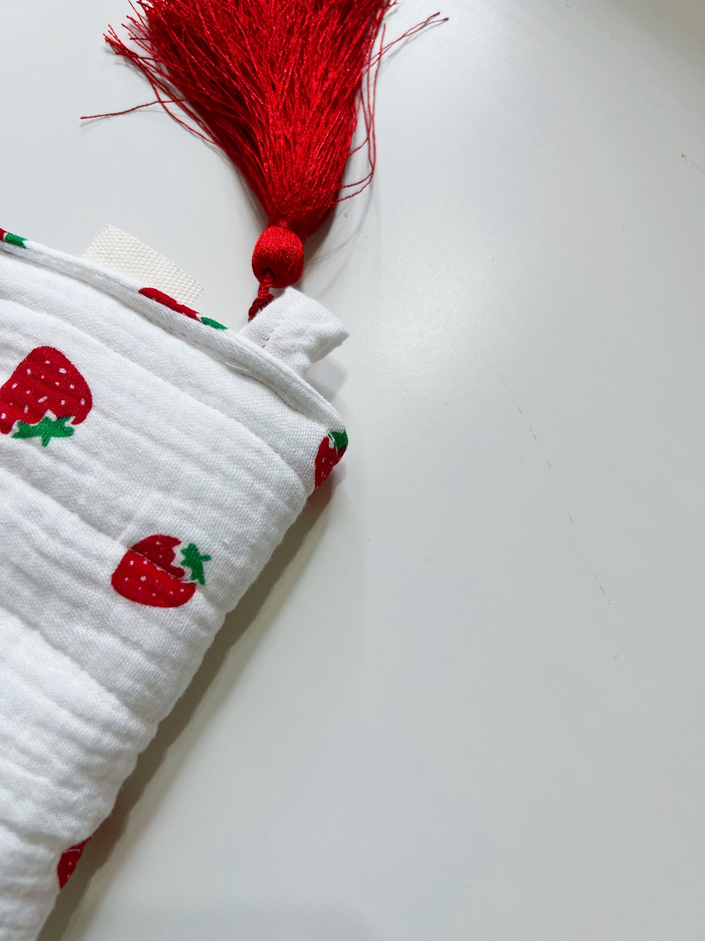 the fruit of life card holder (strawberries wallet)