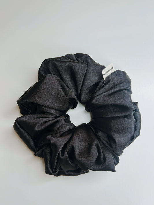 Satin on Sundays  | XXL scrunchie black