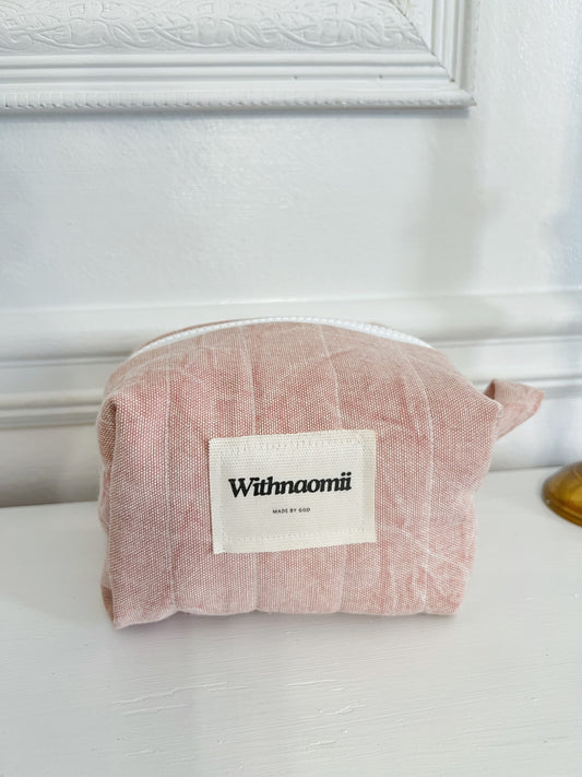 Take me with you • small quilted bag blush