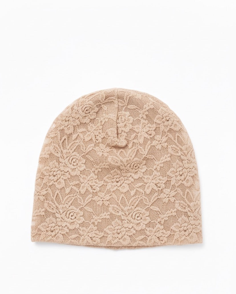 Dreamy lace handmade beanie | beige