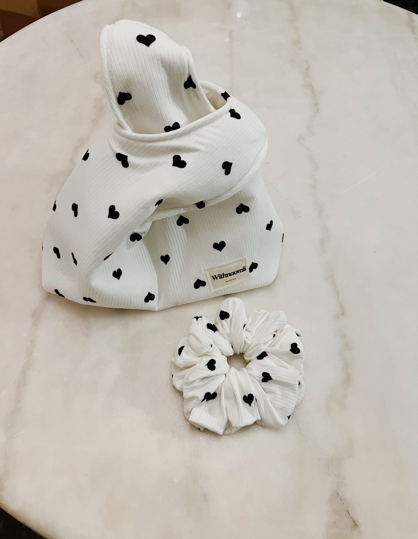 Self love  | XXL scrunchie