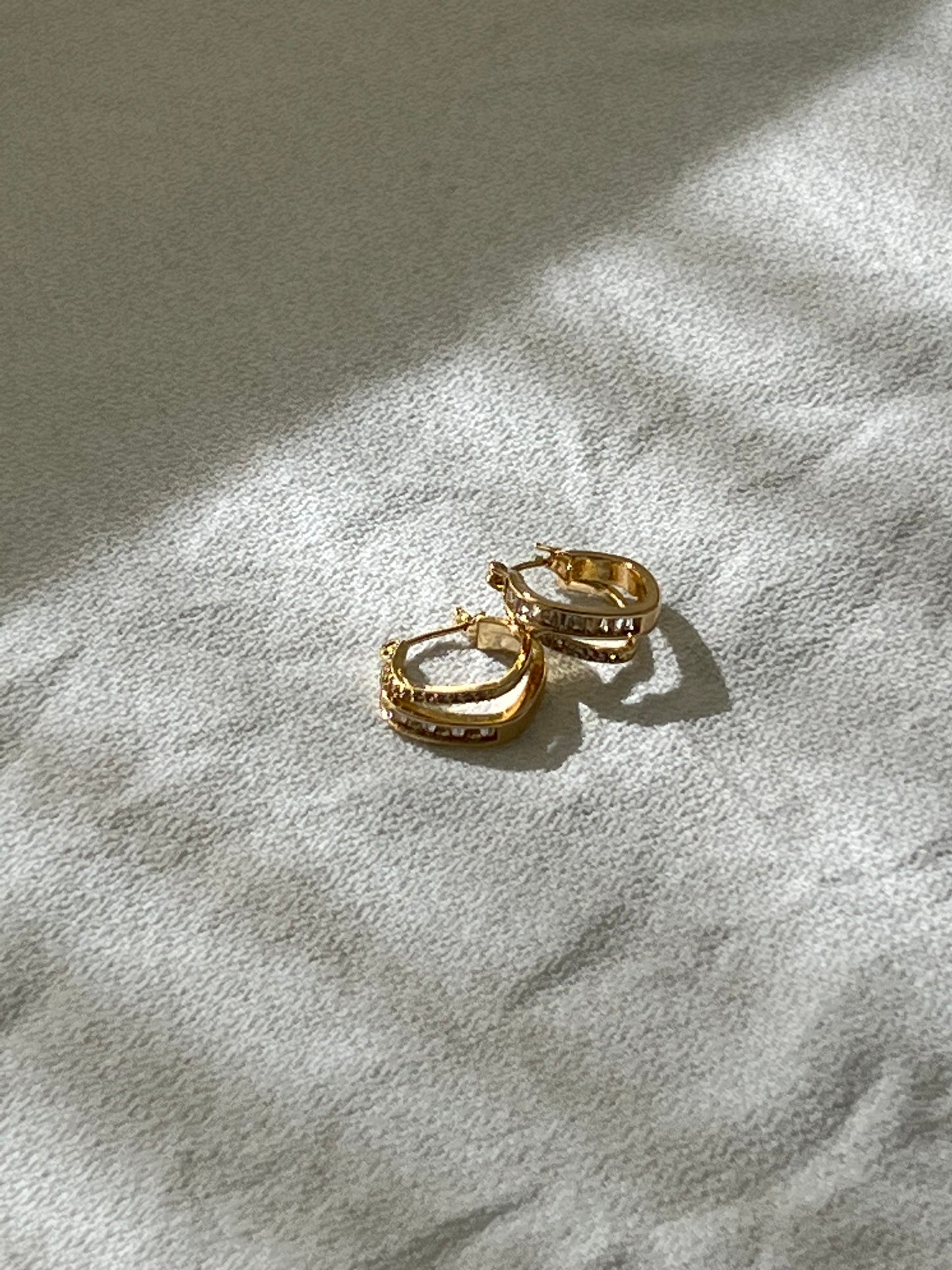 Eternal gold diamond earrings